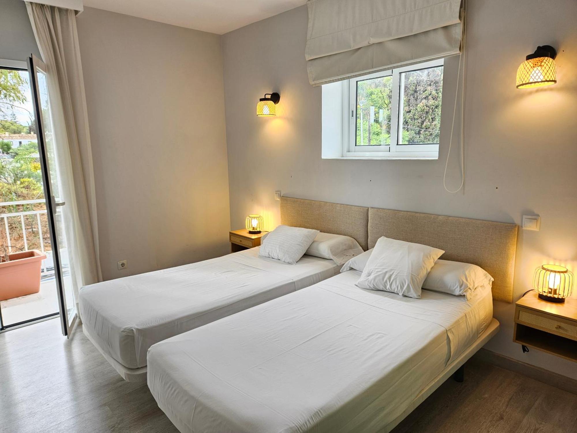 Pensión Casa Dalia 3*
